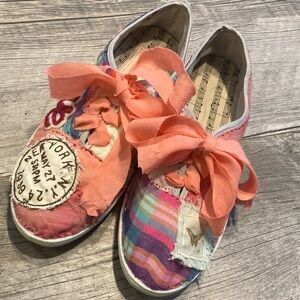 “Clochard de Luxe” summer shoes